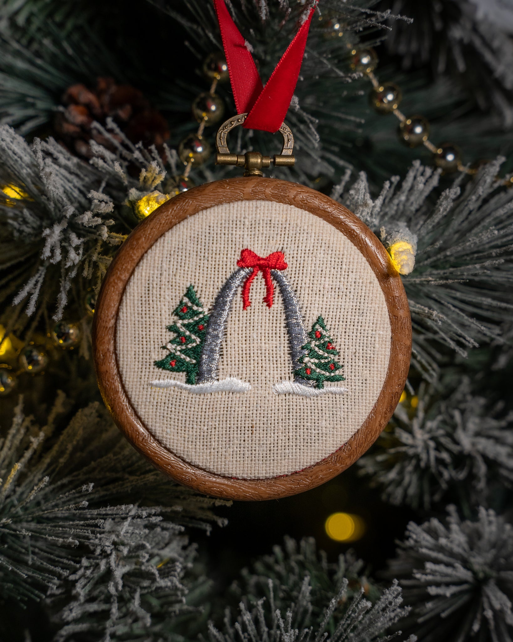 St Louis arch embroidered christmas ornament 
