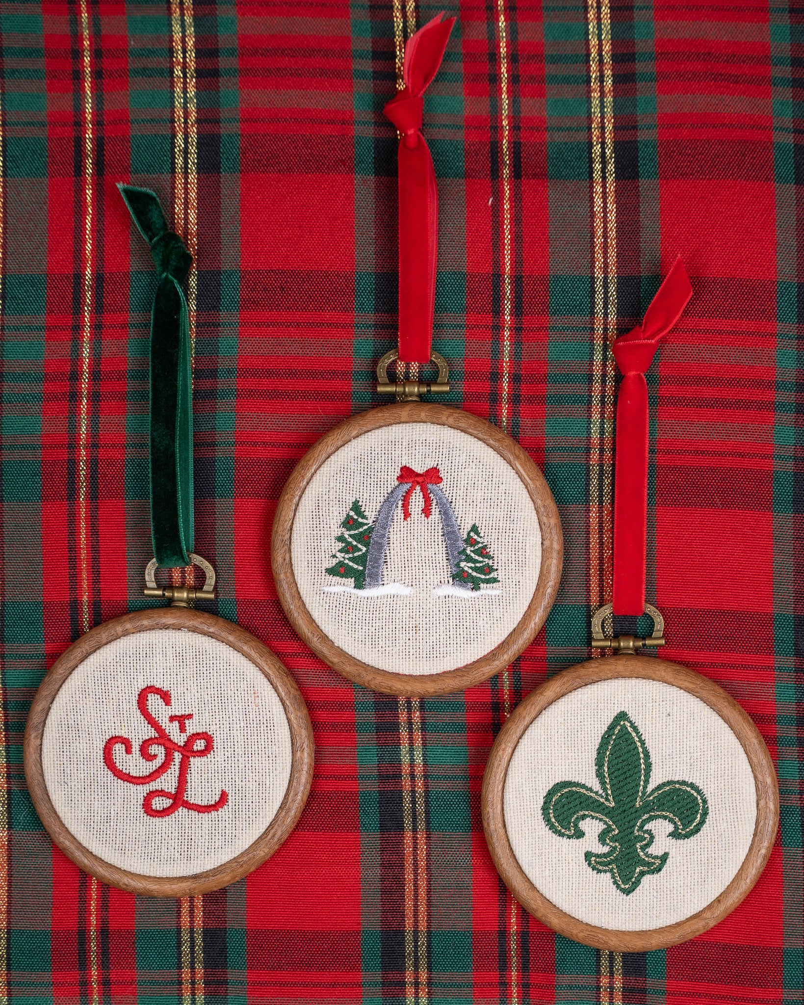 St Louis embroidered ornament set arch fleur de lis stl