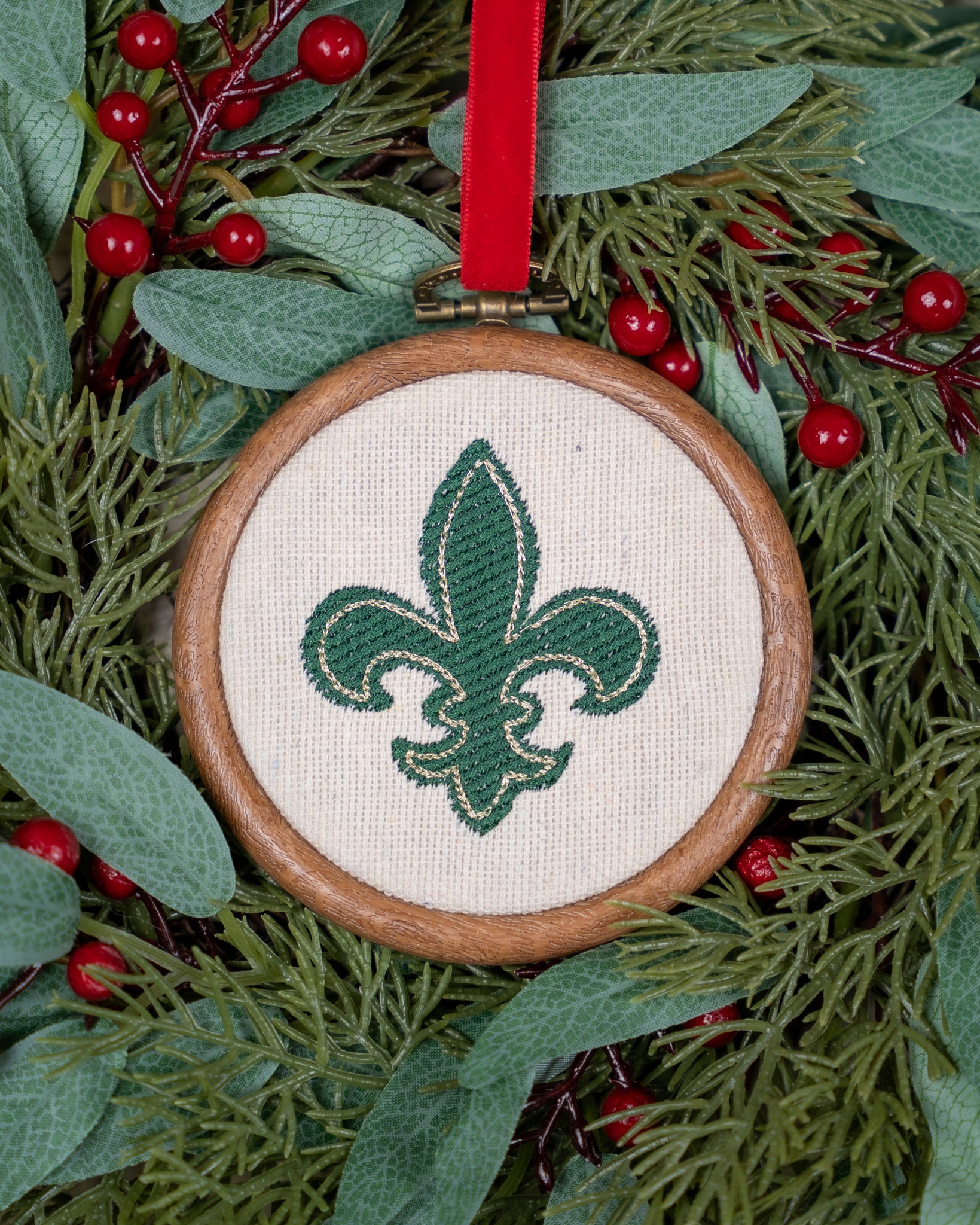 Stl fleur de lis embroidered christmas ornament 