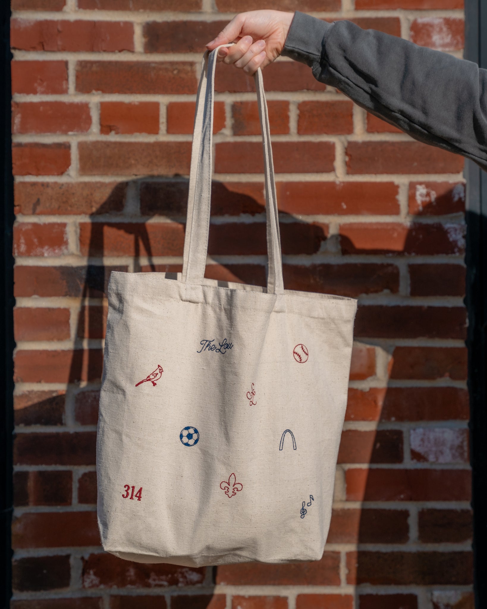 st louis embroidered icons tote bag