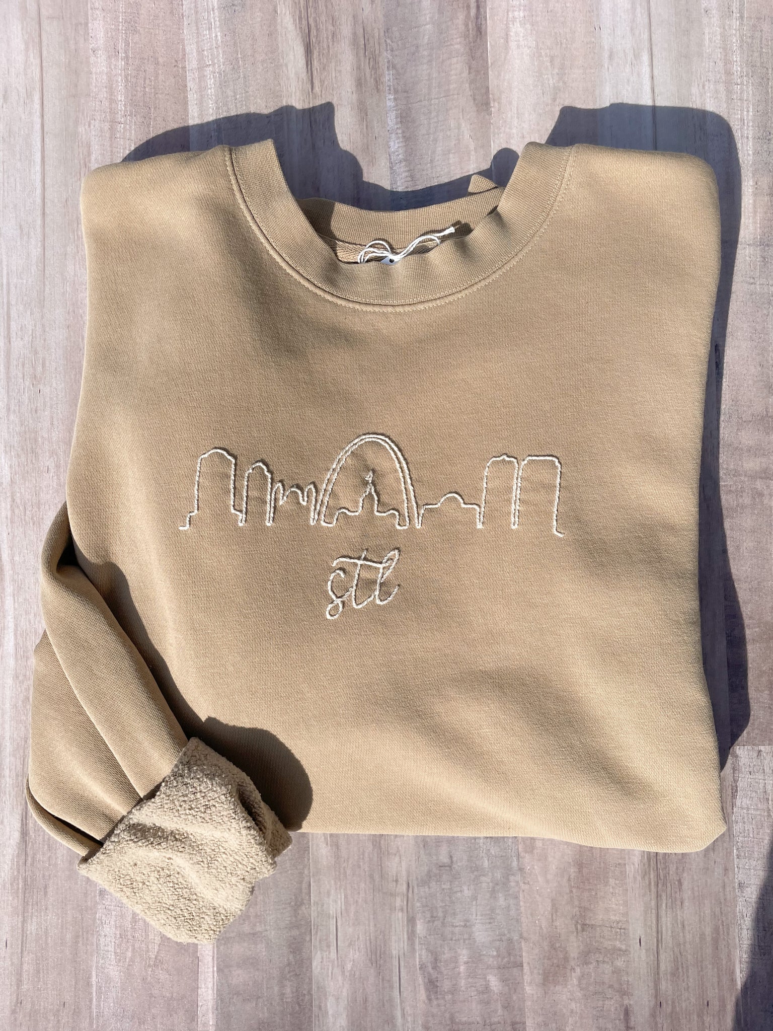 Saint Louis Skyline Hand Embroidered Sweatshirt